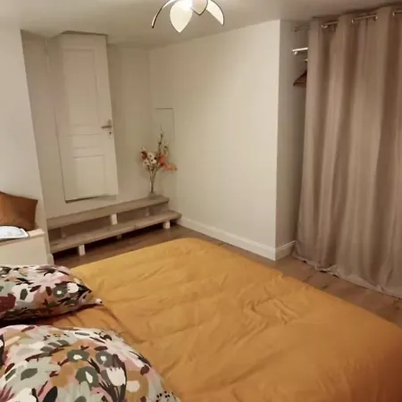 Cozy Apartment, Near Thermal Baths And Appartement